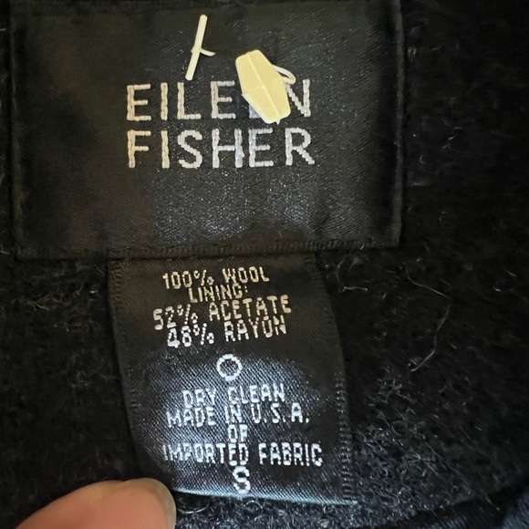 Eileen Fisher 100% boiled wool button front winter coat in charcoal. Size S - Picture 8 of 13